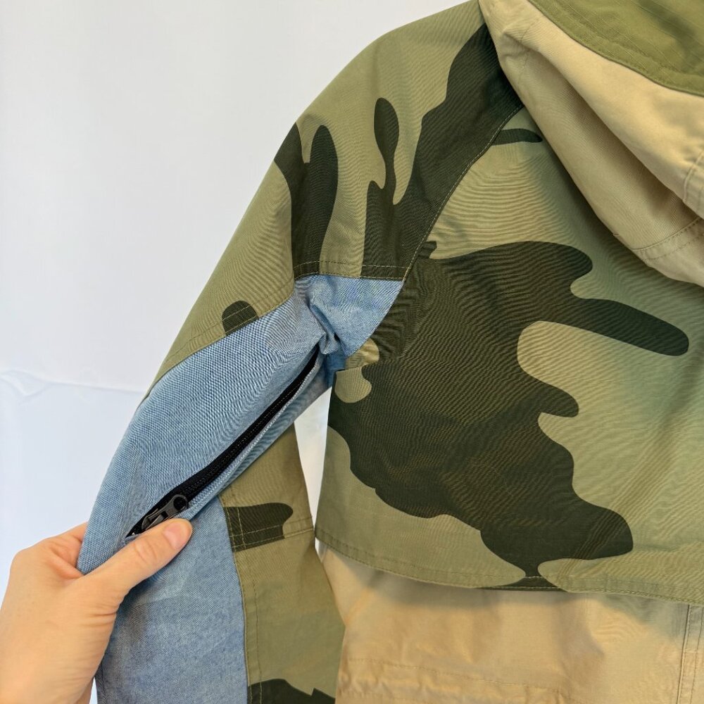 L.A.M.B x Burton Riff Parka Camo Snowboard Jacket Size XS - Picture 10 of 13